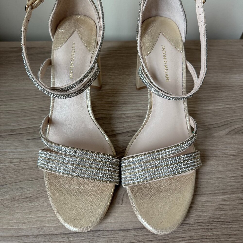 [NEW] Antonio Melani Kameron Rhinestone Strap Block Heel Size 9